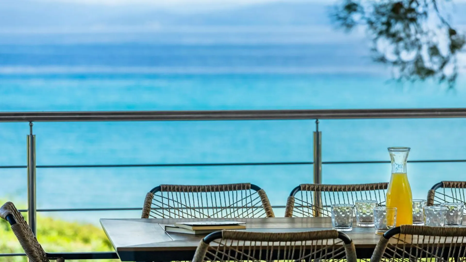 Beyond Residence Κασσάνδρα