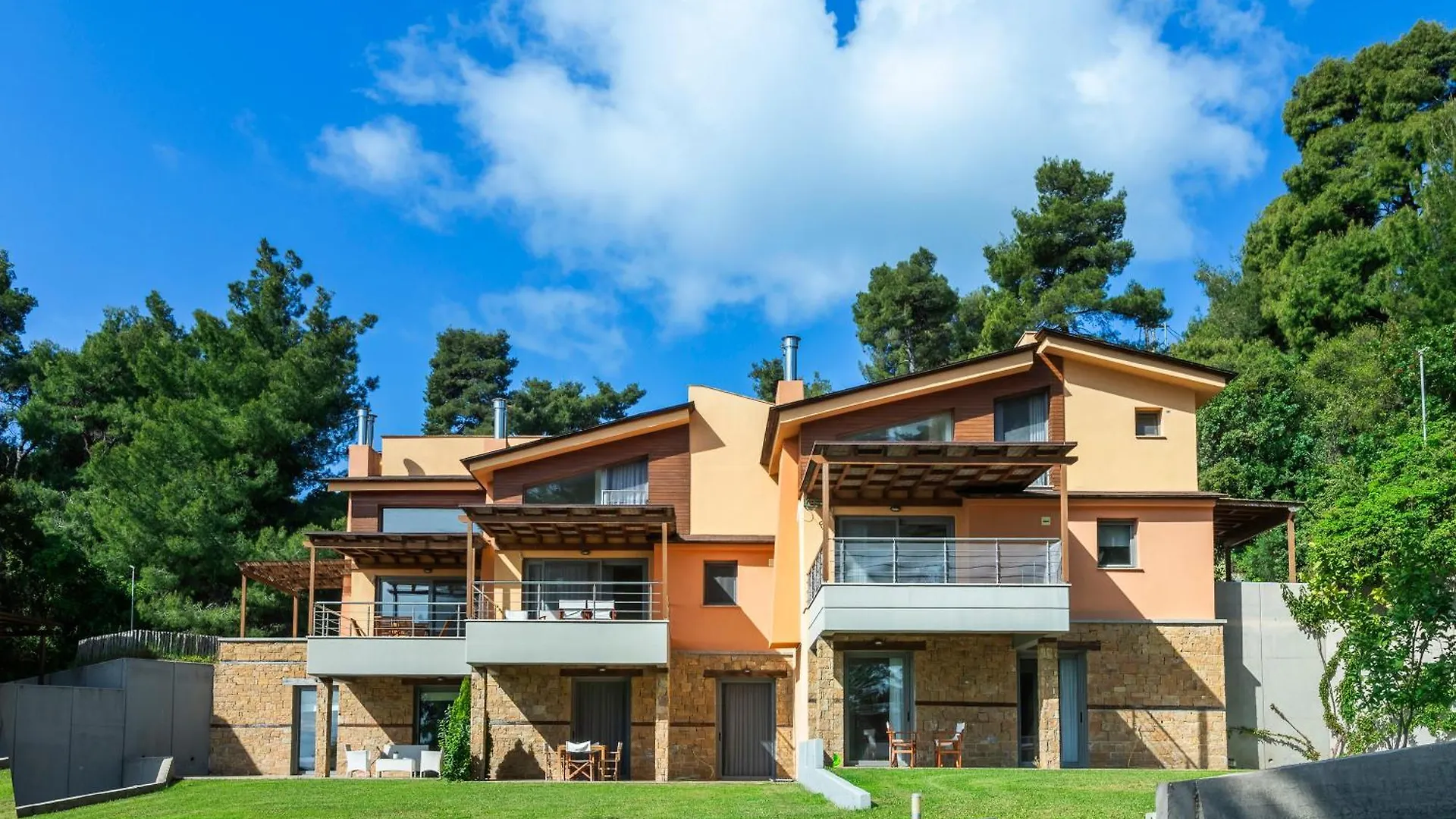 Beyond Residence Kassandria Villa