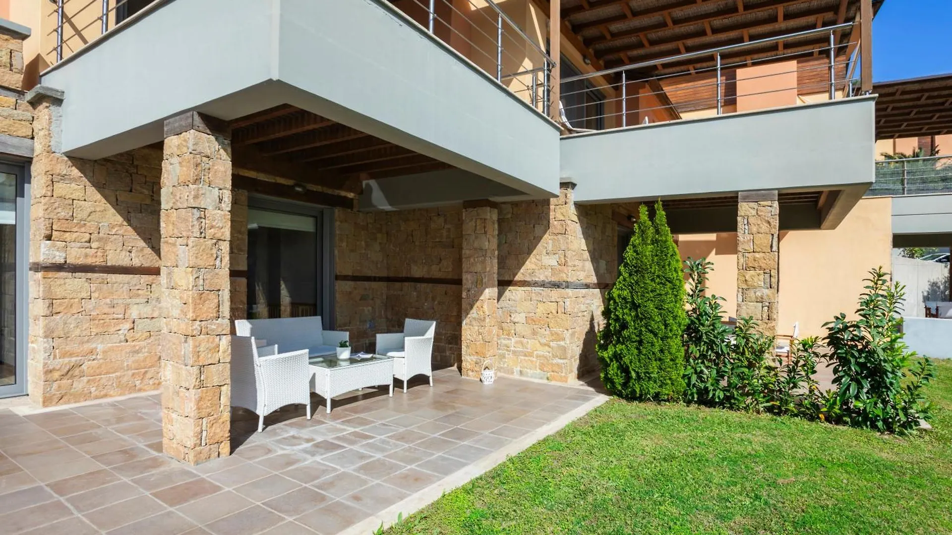 Villa Beyond Residence Kassandria Greece